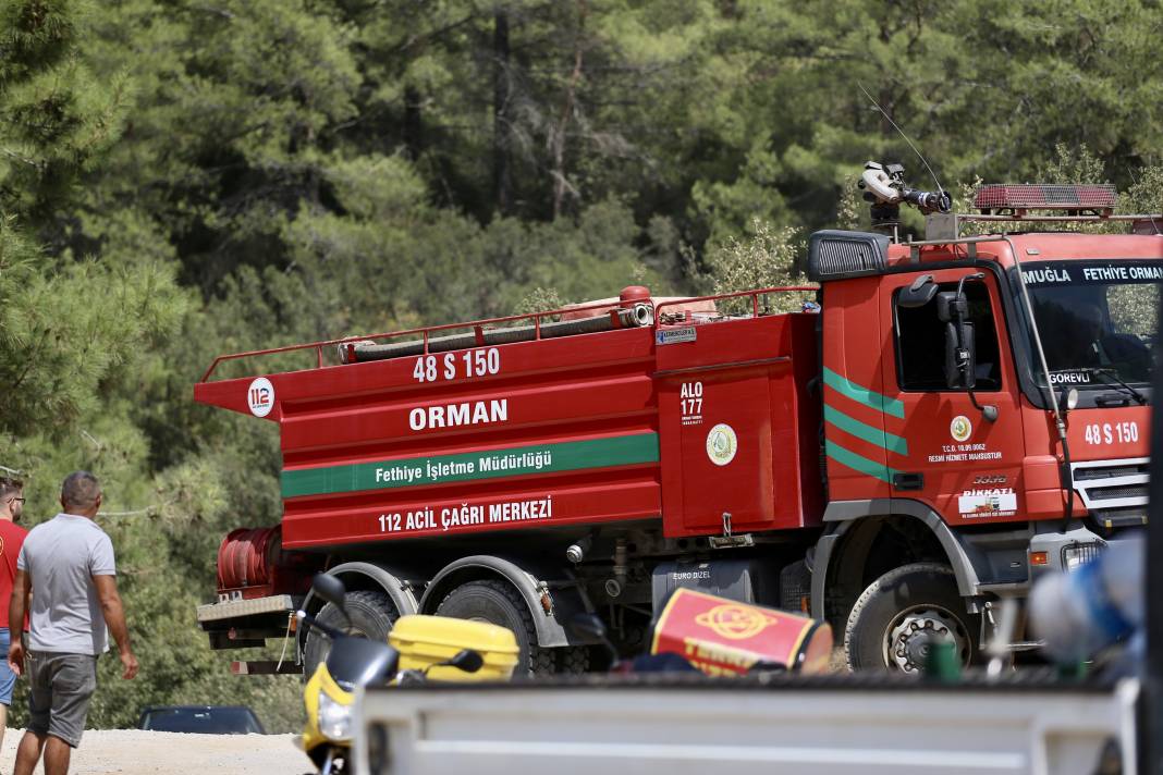 Fethiye'deki orman yangını söndürüldü 2